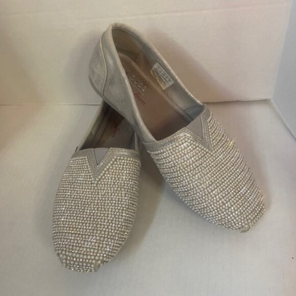 Skechers BOBS Women's Luxe Bobs Big Dreamer Flat in the silver, size 6 - Picture 1 of 6
